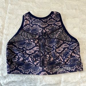 bra size 8 lightly worn